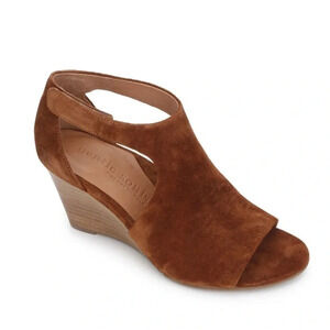 Gentle Souls by Kenneth Cole Lunette Leather Wedge Sandals